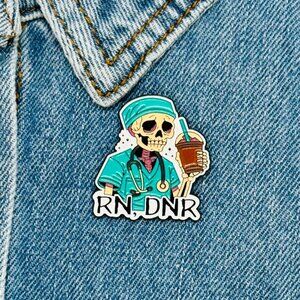 🤩RN DNR Skeleton Doctor Enamel Pins Healthcare Worker Brooches Metal Skeleton